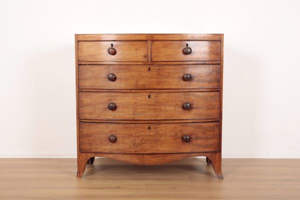 A LATE REGENCY MAHOGANY BOWFRONT CHEST OF DRAWERS