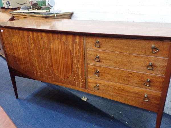 A MID CENTURY MODERN SIDEBOARD