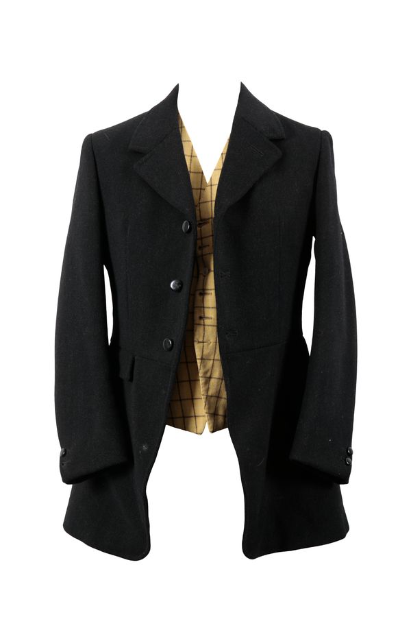 A GENTLEMAN'S BLACK HUNTING JACKET