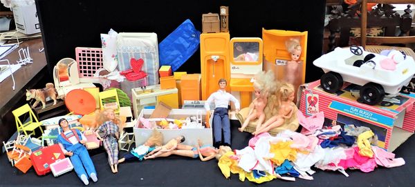 A COLLECTION OF SINDY/ BARBIE/KEN DOLLS AND ACCESSORIES