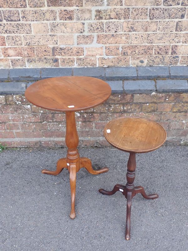 A 19TH CENTURY FRUITWOOD TRIPOD TABLE