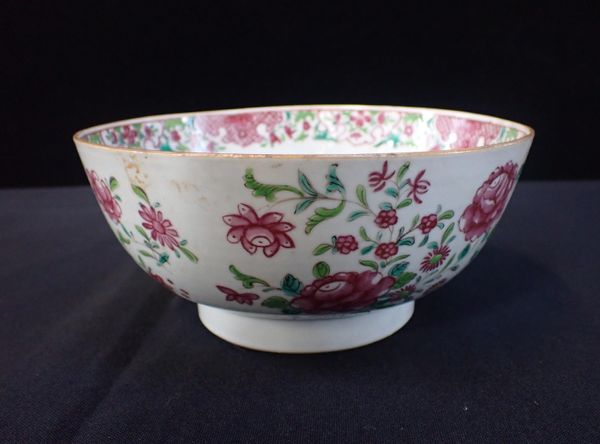 CHINESE EXPORT FAMILLE ROSE BOWL