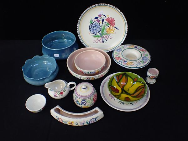 A COLLECTION OF POOLE TRADITIONAL WARES