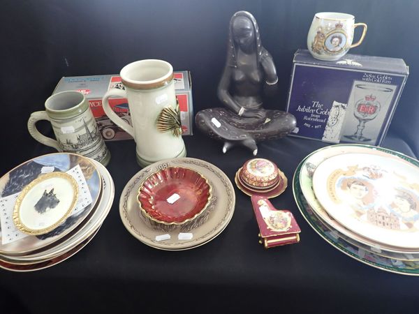 A COLLECTION OF TWELVE VARIOUS CABINET PLATES