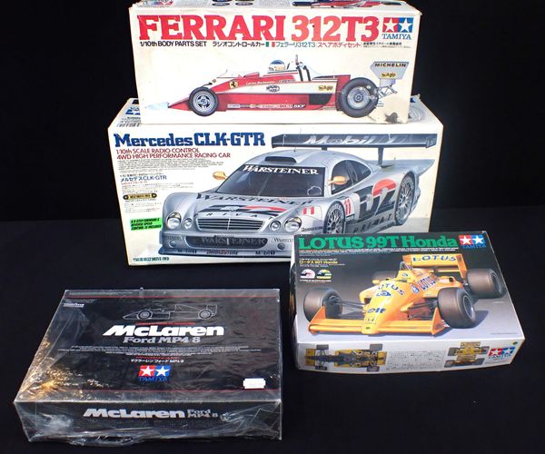 THREE TAMIYA SCALE MODELS - ’MCLAREN FORD MP48’