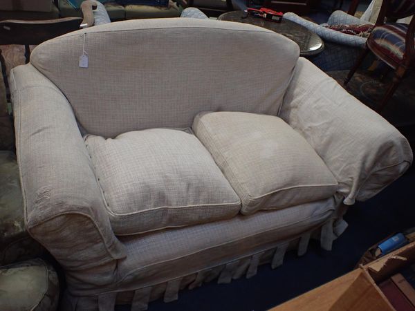 A SMALL EDWARDIAN DROP-END SOFA