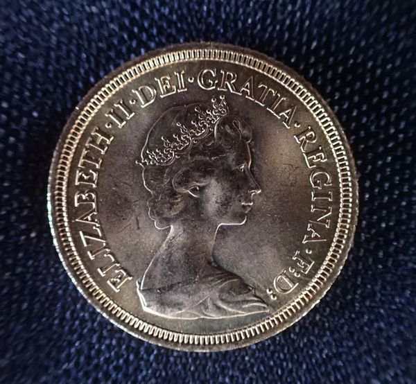 A 1974 ELIZABETH II GOLD SOVEREIGN