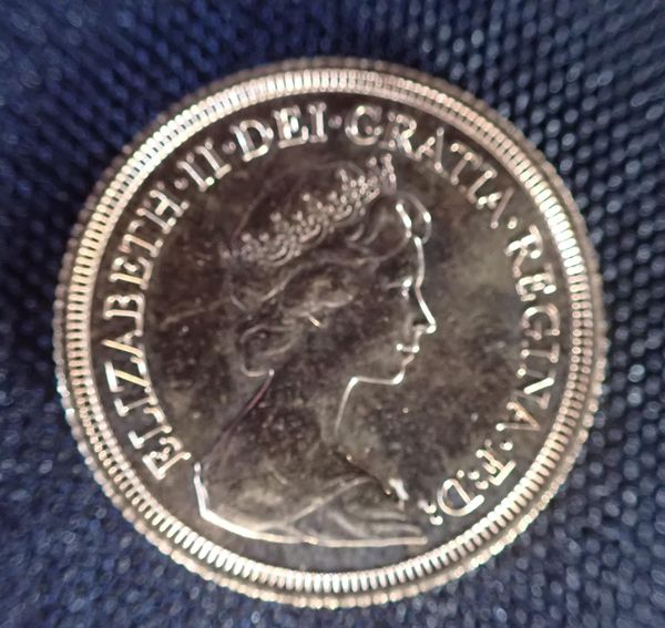 A 1979 ELIZABETH II GOLD SOVEREIGN