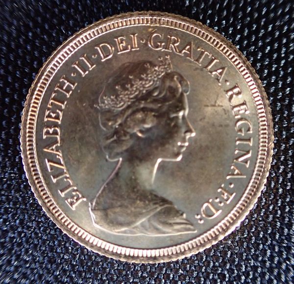 A 1979 ELIZABETH II GOLD SOVEREIGN