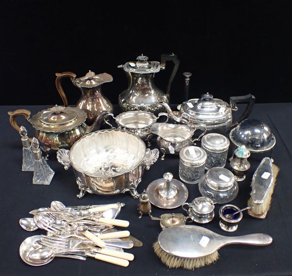 A QUANTITY OF SILVER PLATED AND SILVER BACKED ITEMS