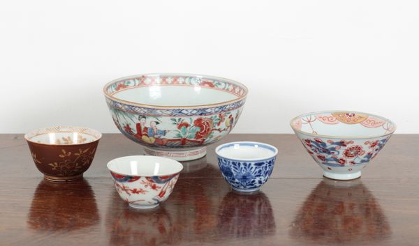 A CHINESE PORCELAIN CONICAL BOWL