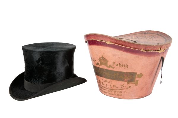 BEST OF LONDON: A BLACK SILK TOP HAT