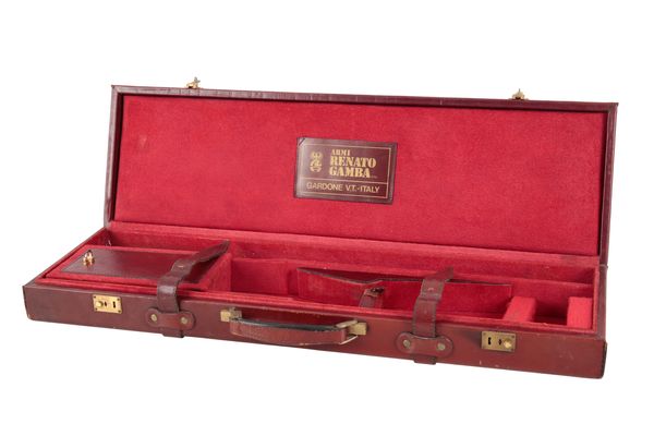 RENATO GAMBA OF ITALY: A MAROON LEATHER SINGLE GUN CASE