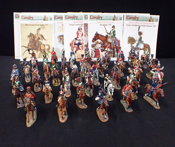 A COLLECTION OF DEL PRATO AND OTHER  MILITARY FIGURES