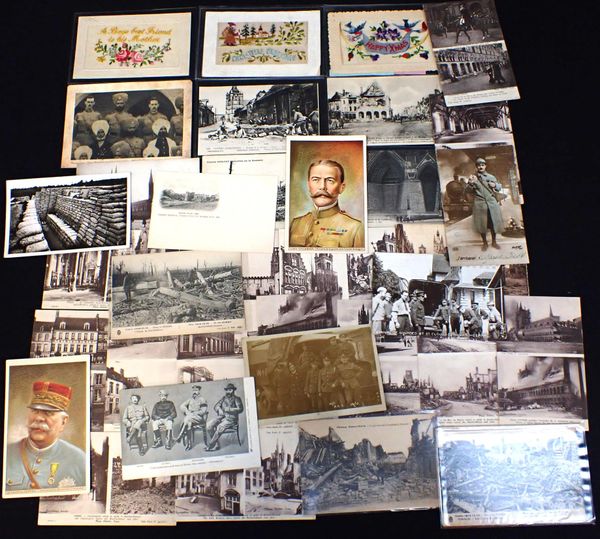 A COLLECTION OF WW1 POSTCARDS