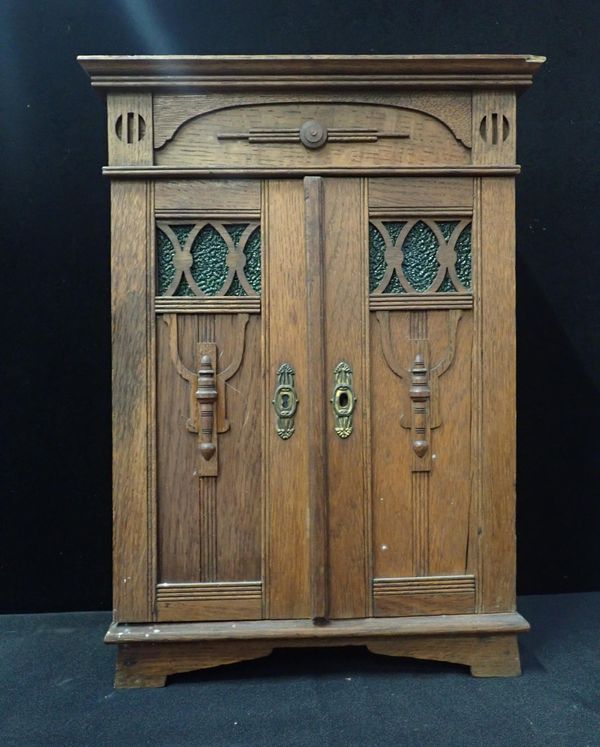 AN EDWARDIAN STYLE MINIATURE WARDROBE