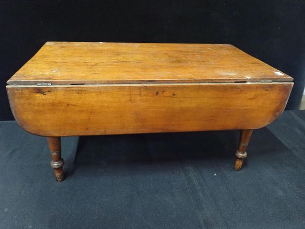 AN EARLY 19th CENTURY STYLE MAHOGANY MINIATURE PEMBROKE TABLE