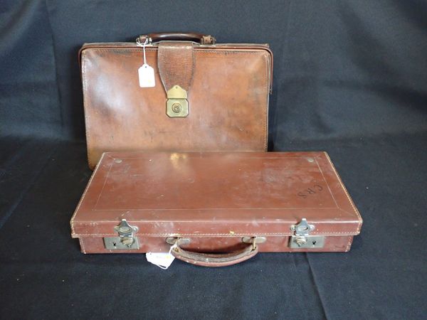 BROWN LEATHER GLADSTONE BAG AND BROWN FREEMASONS CASE