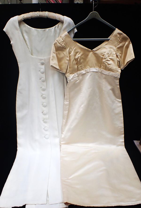 A 1960s WEDDING DRESS