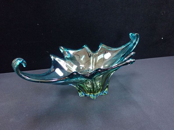 GONDOLA SHAPED MURANO GLASS BOWL