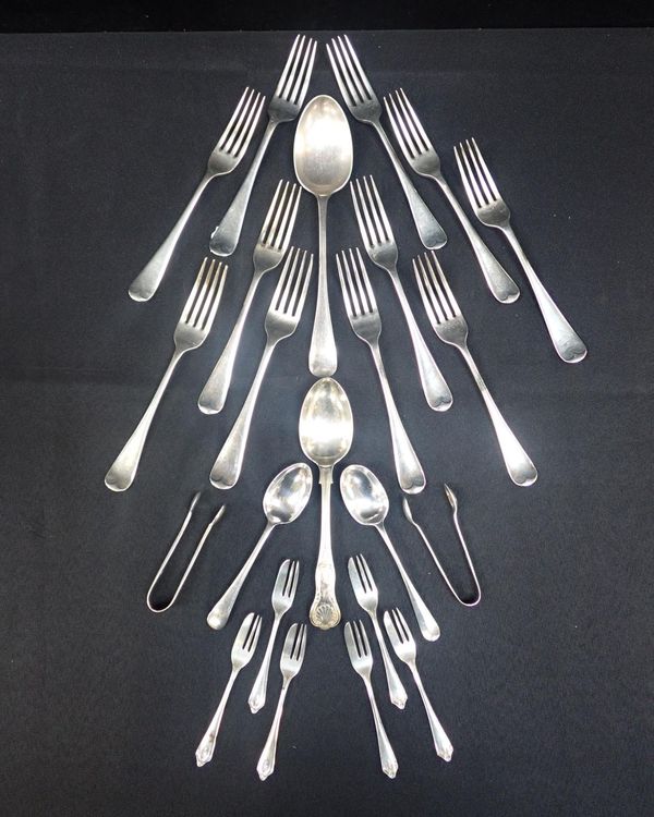 SET OF GEORGE V SILVER PASTRY FORKS