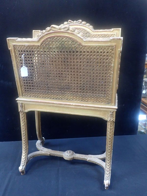 A LOUIS XIV STYLE GILTWOOD FOLIO STAND