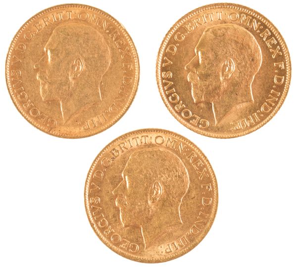 A 1913 GEORGE V GOLD SOVEREIGN