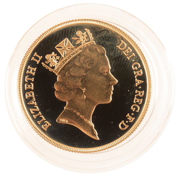 A 1987 QUEEN ELIZABETH II GOLD £2 POUND COIN