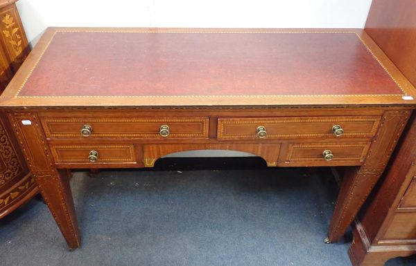 A 19TH CENTURY MAHOGANY DESK