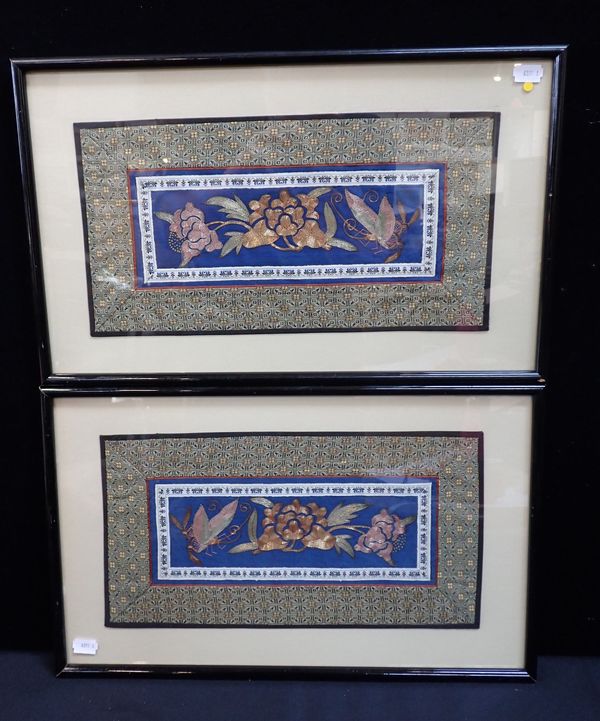 A PAIR OF CHINESE SILK EMBROIDERED PANELS