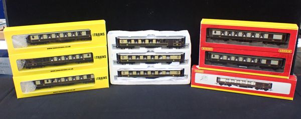 HORNBY 00 GAUGE PULLMAN COACHES BOXED AS NEW