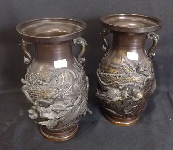 A PAIR OF CHINESE BRONZE VASES