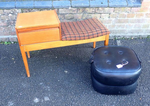 A  RETRO 'CHIPPY' TELEPHONE SEAT