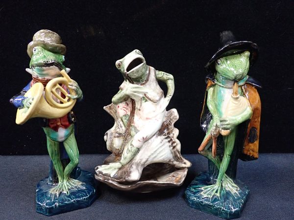 A PAIR OF FROG MUSICIANS