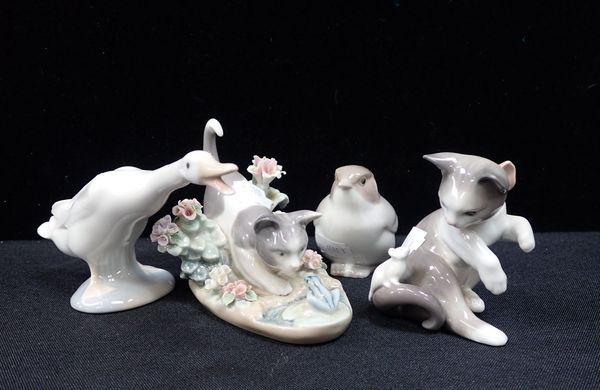 A COLLECTION OF LLADRO