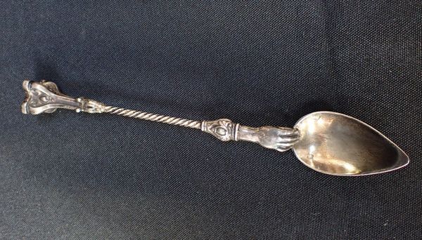 A TAMPON SILVER SPOON