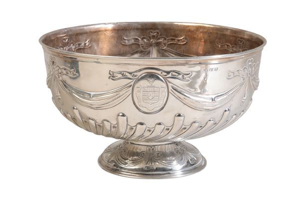 AN EDWARD VII SILVER PUNCH BOWL