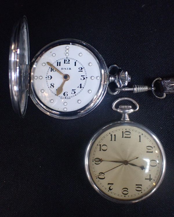 AN RNIB NICKEL-CHROME PLATED POCKET WATCH