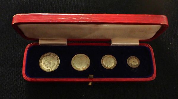 A 1923 GEORGE V MAUNDY MONEY SET