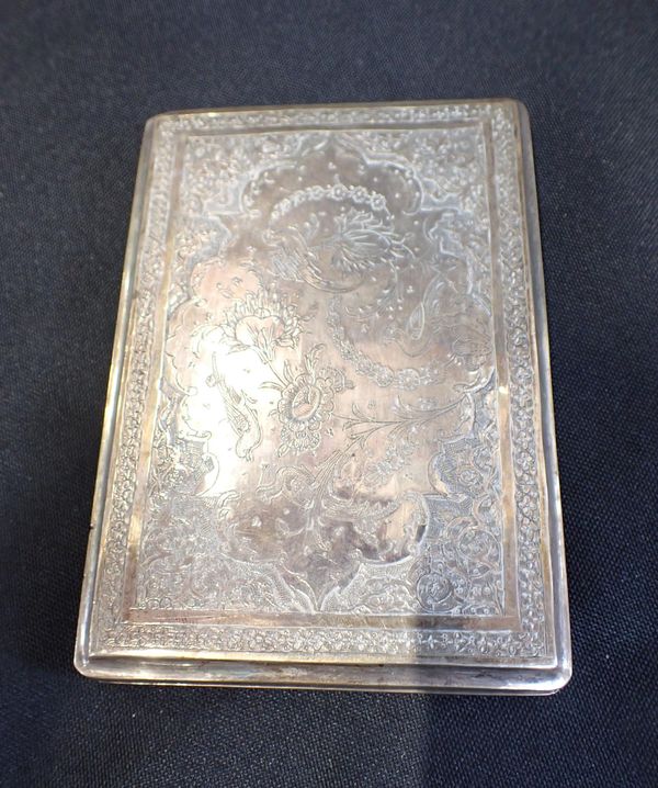 A WHITE METAL CIGARETTE CASE