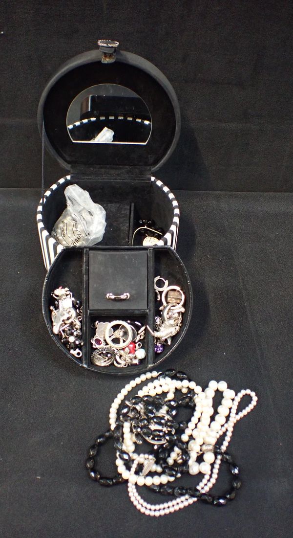 A THOMAS SABO JEWELLERY BOX