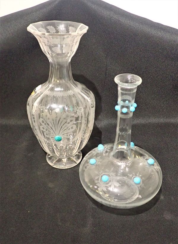 A VICTORIAN CUT GLASS VASE