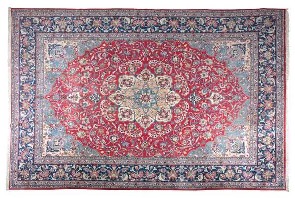AN ISFAHAN CARPET