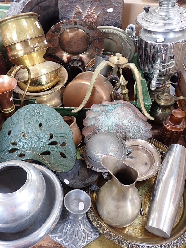 A QUANTITY OF METAL WARE