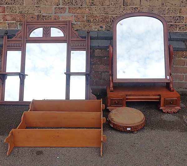 A VICTORIAN MAHOGANY DRESSING TABLE MIRROR