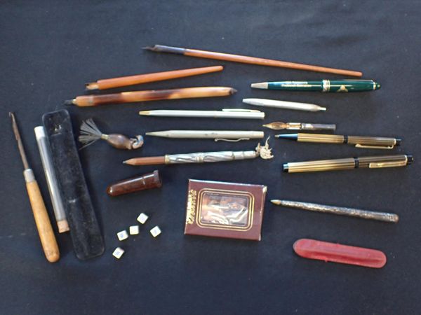 AN ART NOUVEAU STYLE WHITE METAL PEN