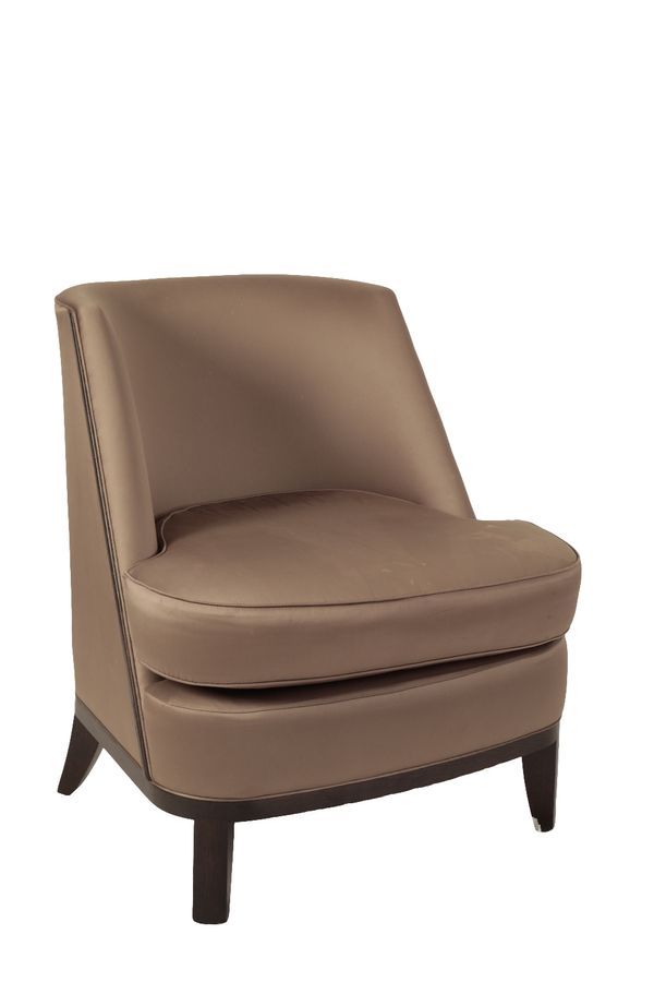 CUSHIONED LOUNGE CHAIR