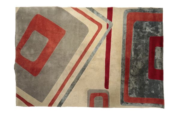 LARGE RUG BY NATTIER FOR THE DEVONSHIRE CLUB