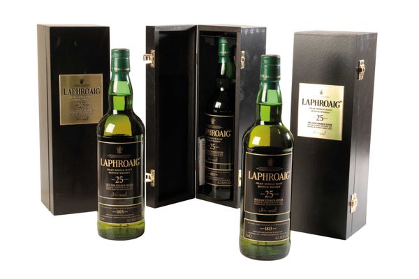 LAPHROAIG SINGLE MALT SCOTCH WHISKY, 25 YEAR OLD CASK STRENGTH, 2015 EDITION