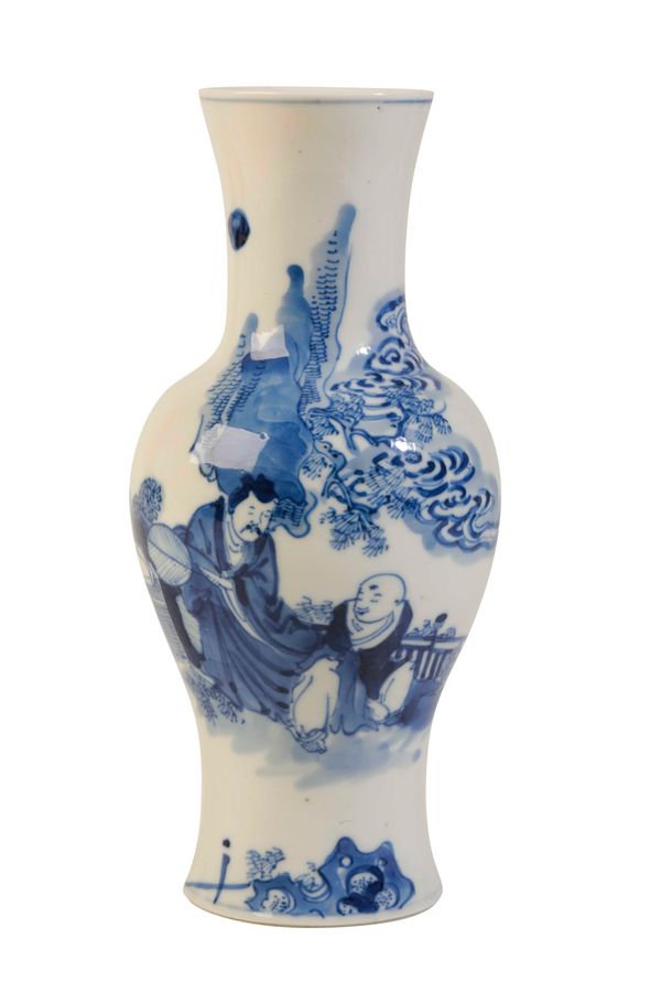 FINE BLUE AND WHITE BALUSTER VASE, KANGXI SIX CHARACTER MARK AND OF THE PERIOD